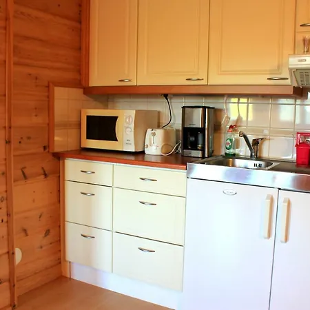 Koskikievari Motelli *