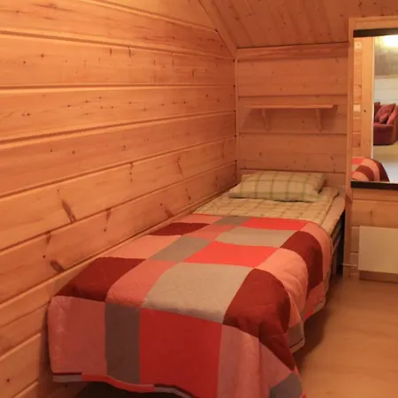 Koskikievari Motel *